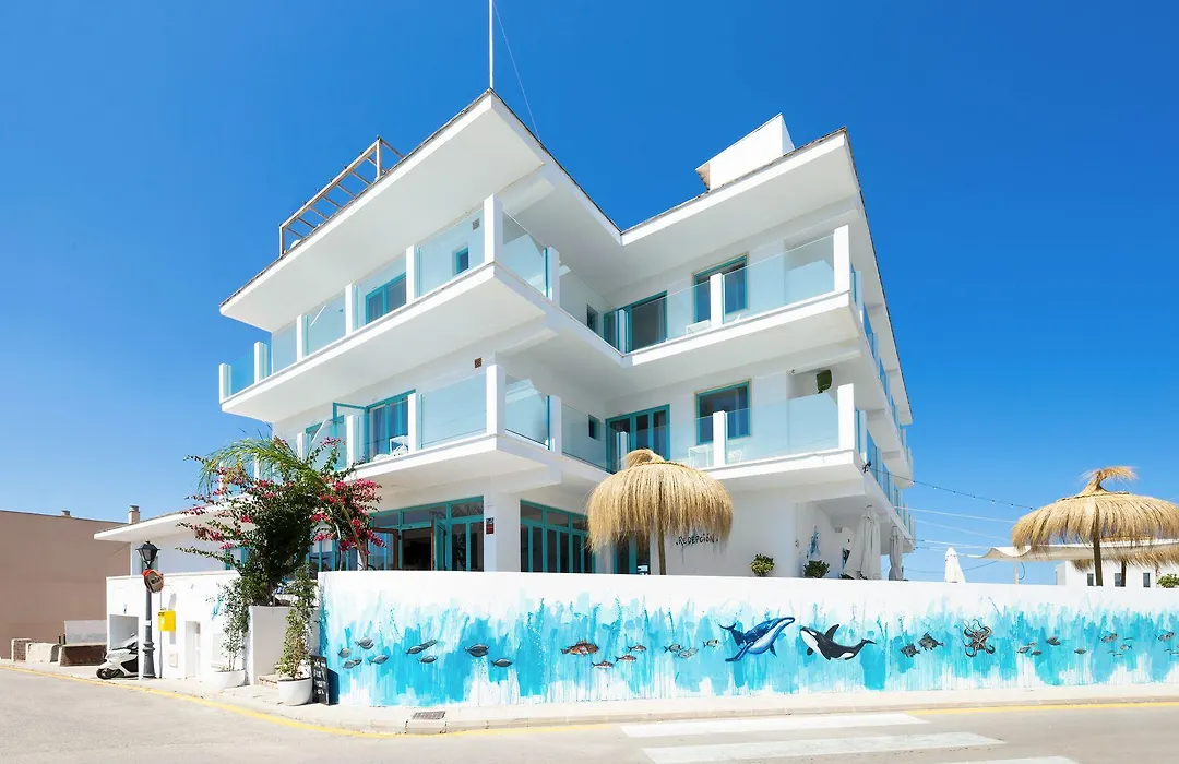 Hostal Cala Llombards-1