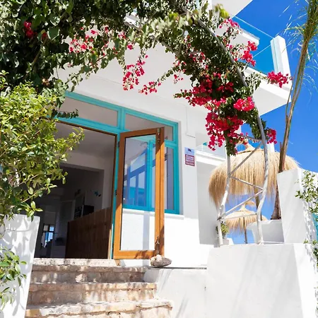 Hostal Cala Llombards-2